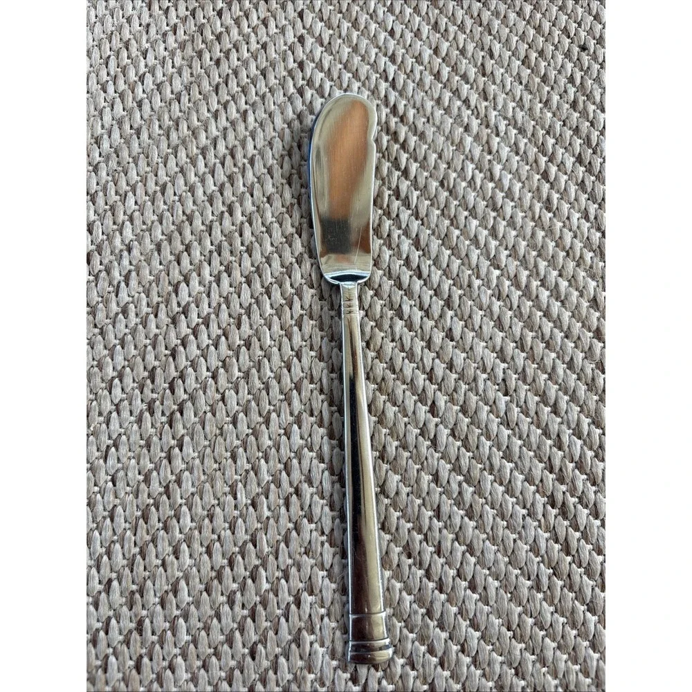 ONEIDA SUNNYBROOK STAINLESS  BUTTER KNIFE 6 3/4